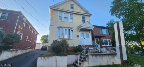 Photo of 406 Knopf St, Linden, NJ 07036 (MLS # 3994808)