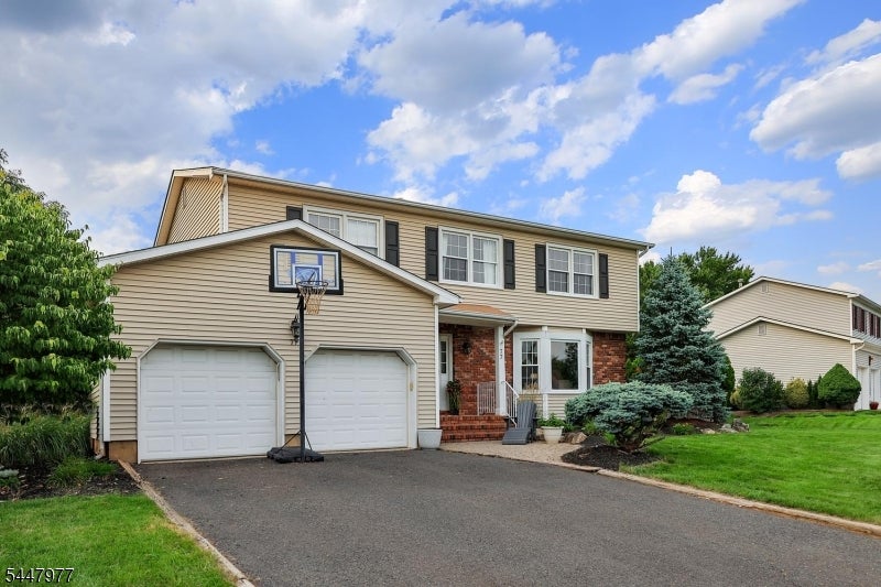 77 Rohill Rd