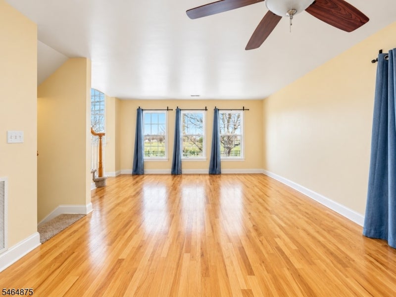 178B Front St