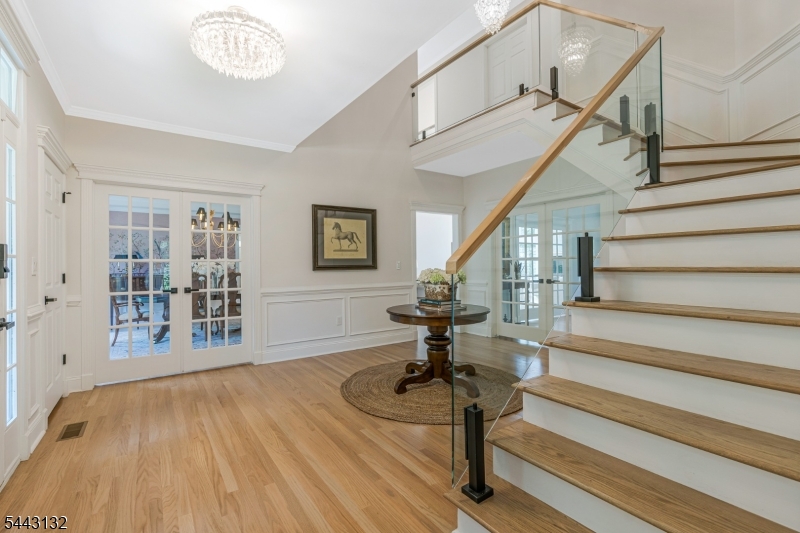 4 Linsey Ct