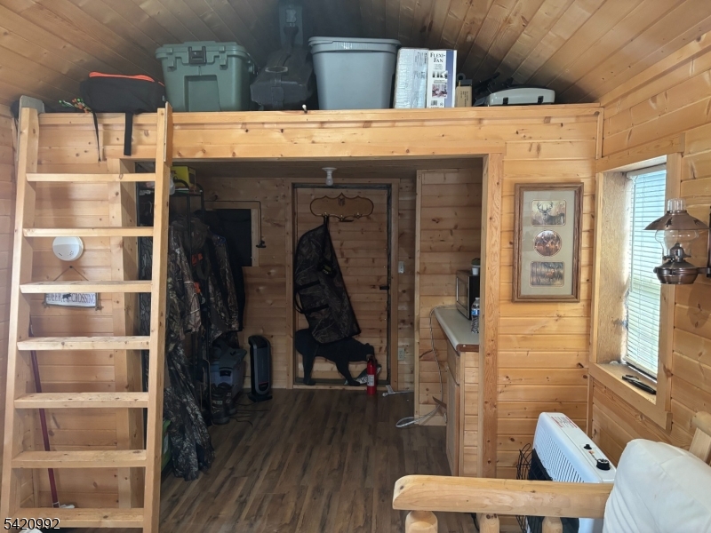 25 Red Mill Rd