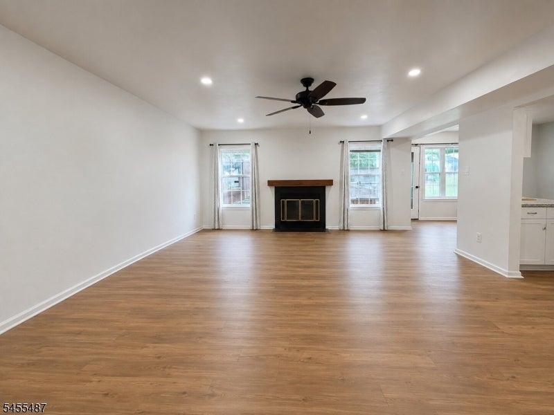 121 Harrow Dr