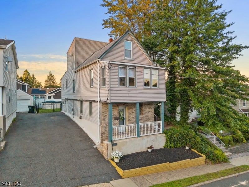 34 Milton Ave