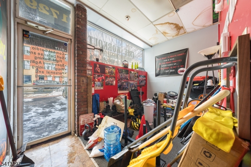 1729 Springfield Ave