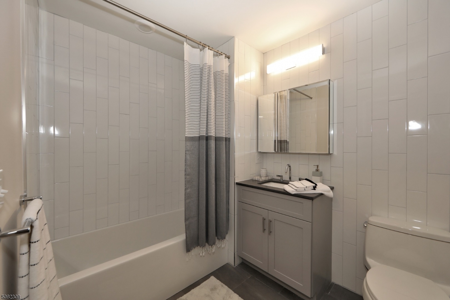 548 Franklin Ave 410