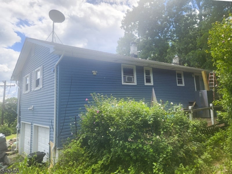 15 Conklin Ave