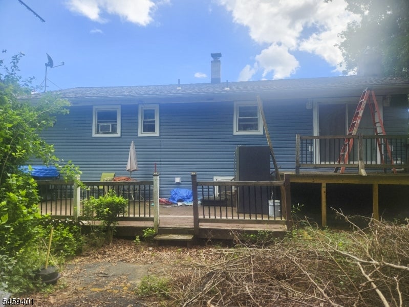 15 Conklin Ave