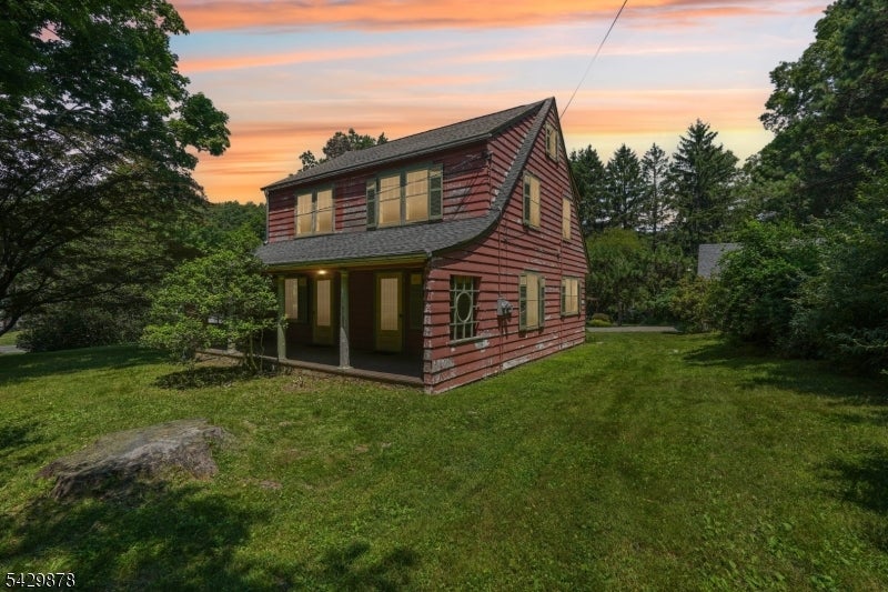 16 Silverthorne Rd