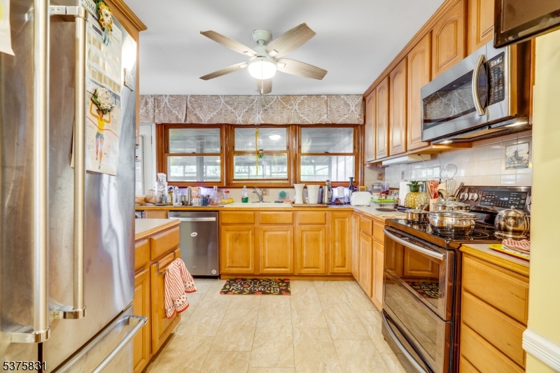 212 Parkside Rd