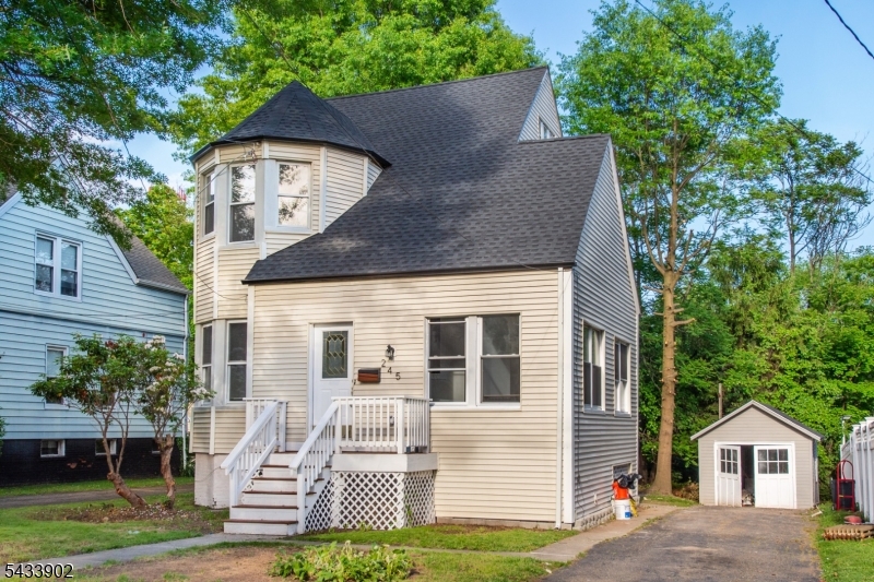 245 Elm Ave