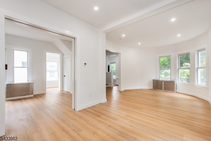 245 Elm Ave