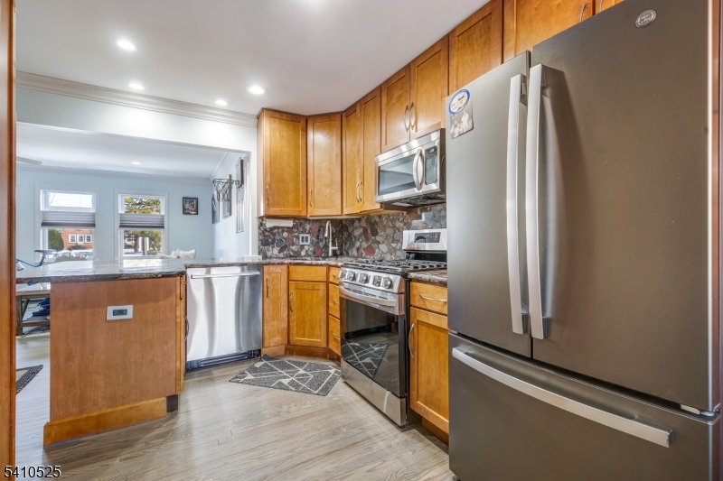 310 Maryland Ave 32A