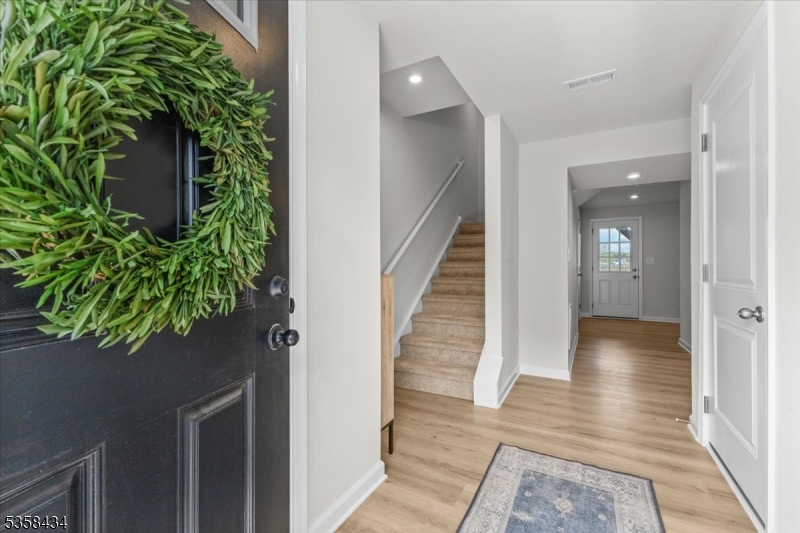 52 Limestone Blvd
