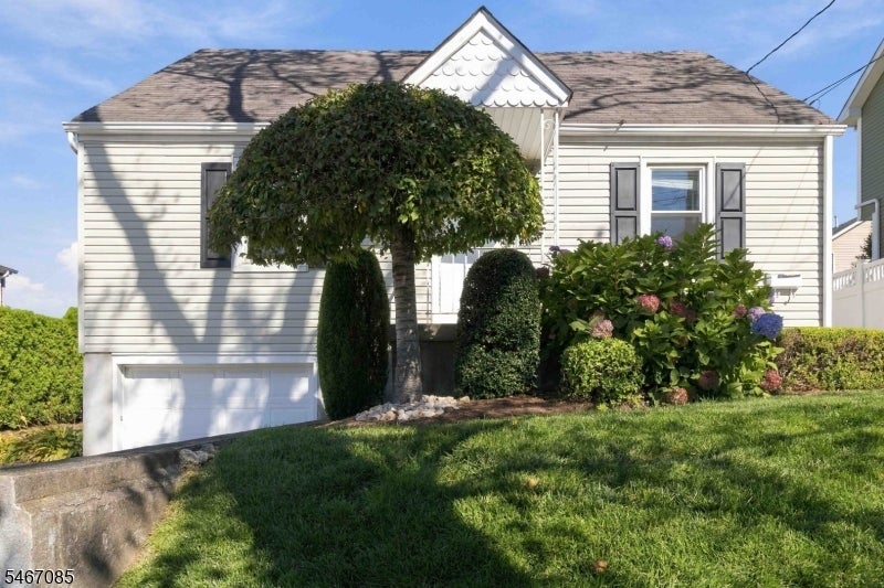 164 Arlington Blvd
