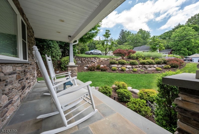 31 Osceola Rd