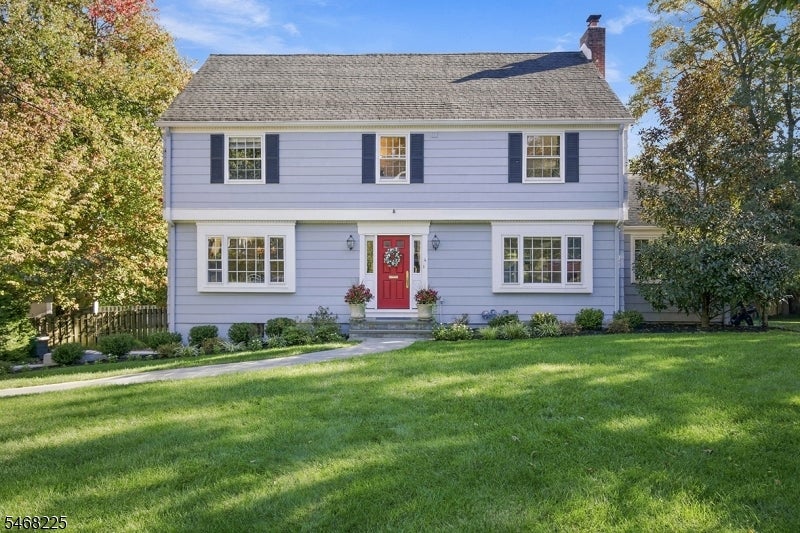4 Manor Hill Rd