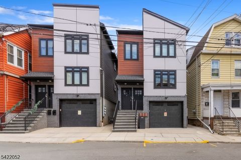 19 Shaw Ave 1 Newark City NJ 07112