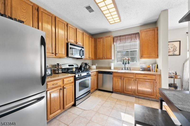 65 Hancock Dr