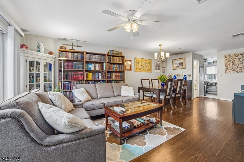 128-144 Boulevard 9