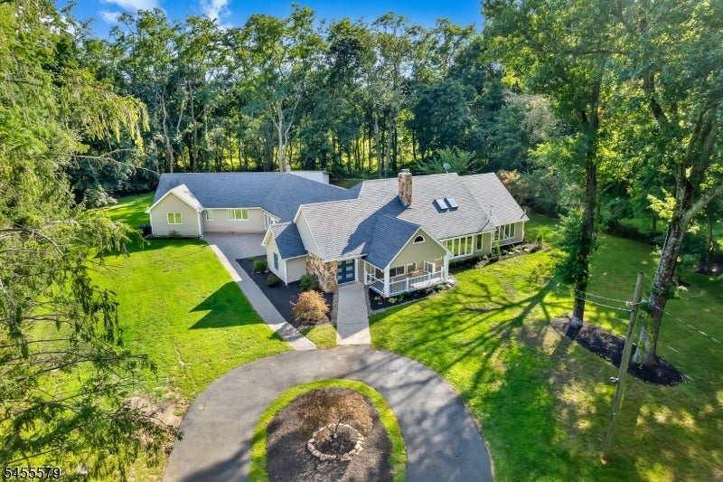 46 Ironia Rd