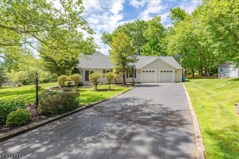 19 Heather Hill Way