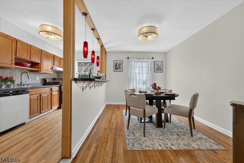 29B W Roselle Ave B