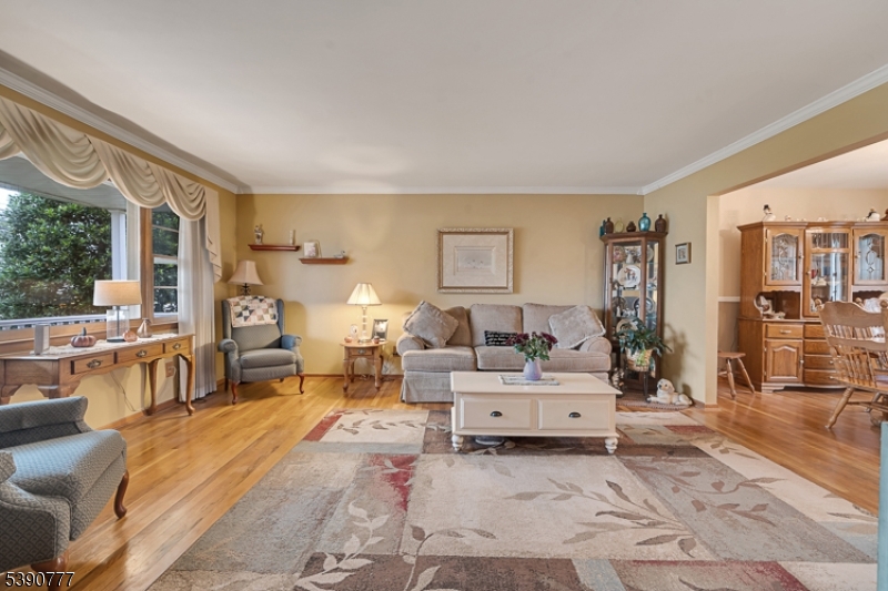 279 Madison Hill Rd