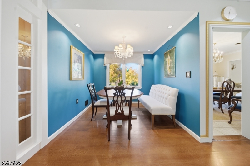 18 Pepperidge Tree Ter