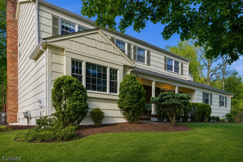 16 Beech Ct