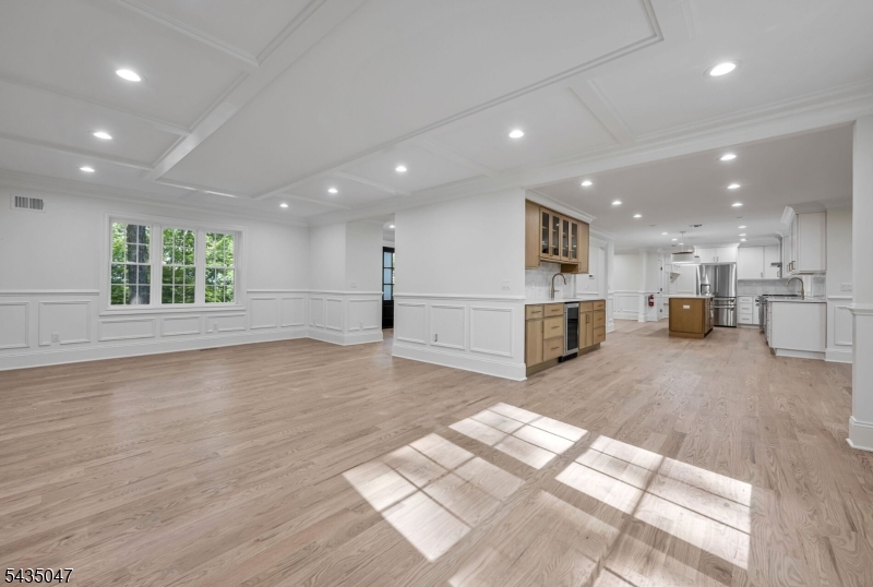 59 Tremont Ter