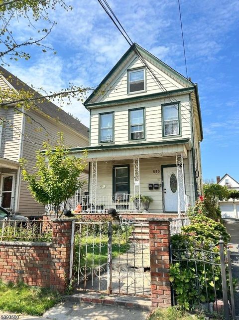 Photo of 580 Monroe Ave, Elizabeth, NJ 07201 (MLS # 3994518)