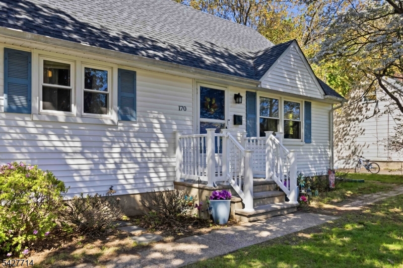 170 Marion Ct