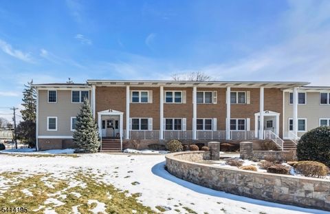 105 Newark Pompton Tpke 21 Pequannock Twp. NJ 07440