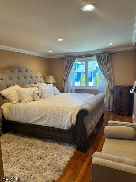 2837 Myrtle Ter