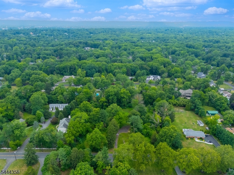 1139 Raritan Rd