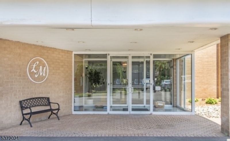 38 Moonachie Rd 315