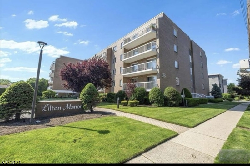 38 Moonachie Rd 315
