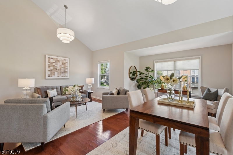 317 Winthrop Dr