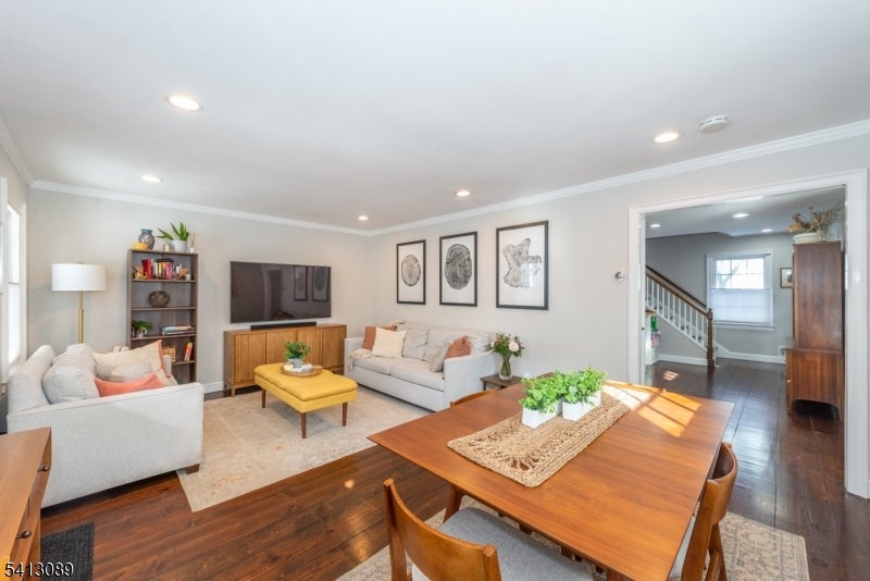 5 Murray Hill Sq