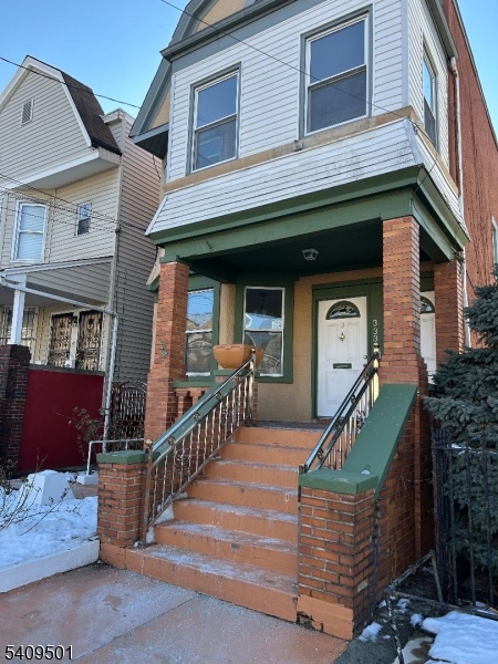 333 Danforth Ave