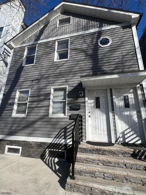 58 Brill St Newark City NJ 07105