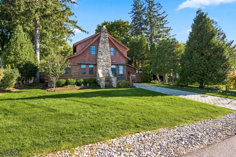 14 Balsam Pkwy