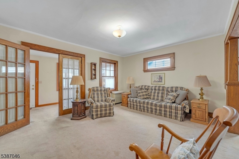 138 Fern Ave