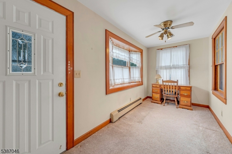 138 Fern Ave