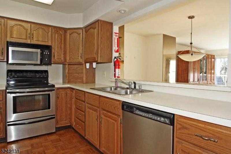 76 South Edgewood Road