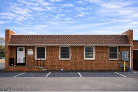 2504 Plainfield Ave Scotch Plains Twp. NJ 07076