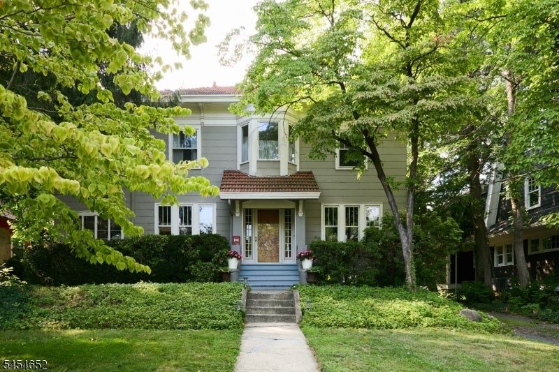 115 Maplewood Ave