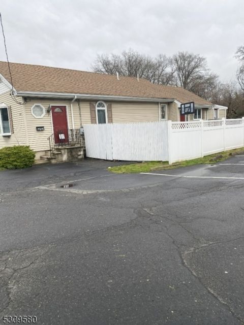 Photo of 1009 Goffle Rd, Hawthorne, NJ 07506 (MLS # 3996159)
