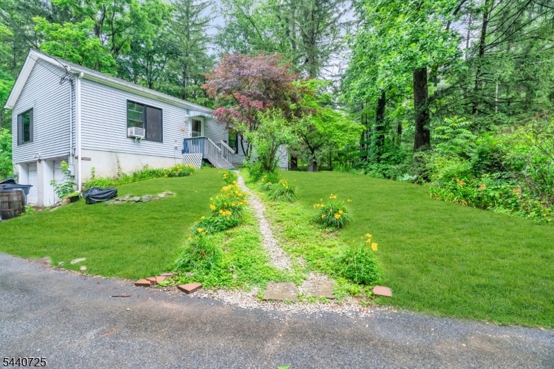 517 Townsbury Rd