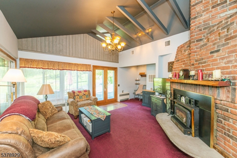 6 Baker Rd